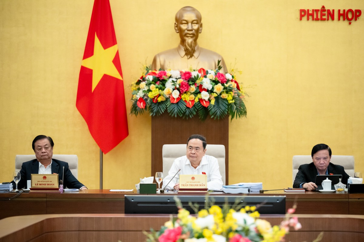 Chủ tịch Quốc hội Trần Thanh Mẫn phát biểu tại phiên họp Chủ tịch Quốc hội Trần Thanh Mẫn phát biểu tại phiên họp