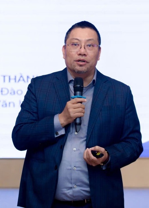 Ông Nguyễn Đình Thành - Chuyên gia truyền thông, chiến lược thương hiệu Ông Nguyễn Đình Thành - Chuyên gia truyền thông, chiến lược thương hiệu