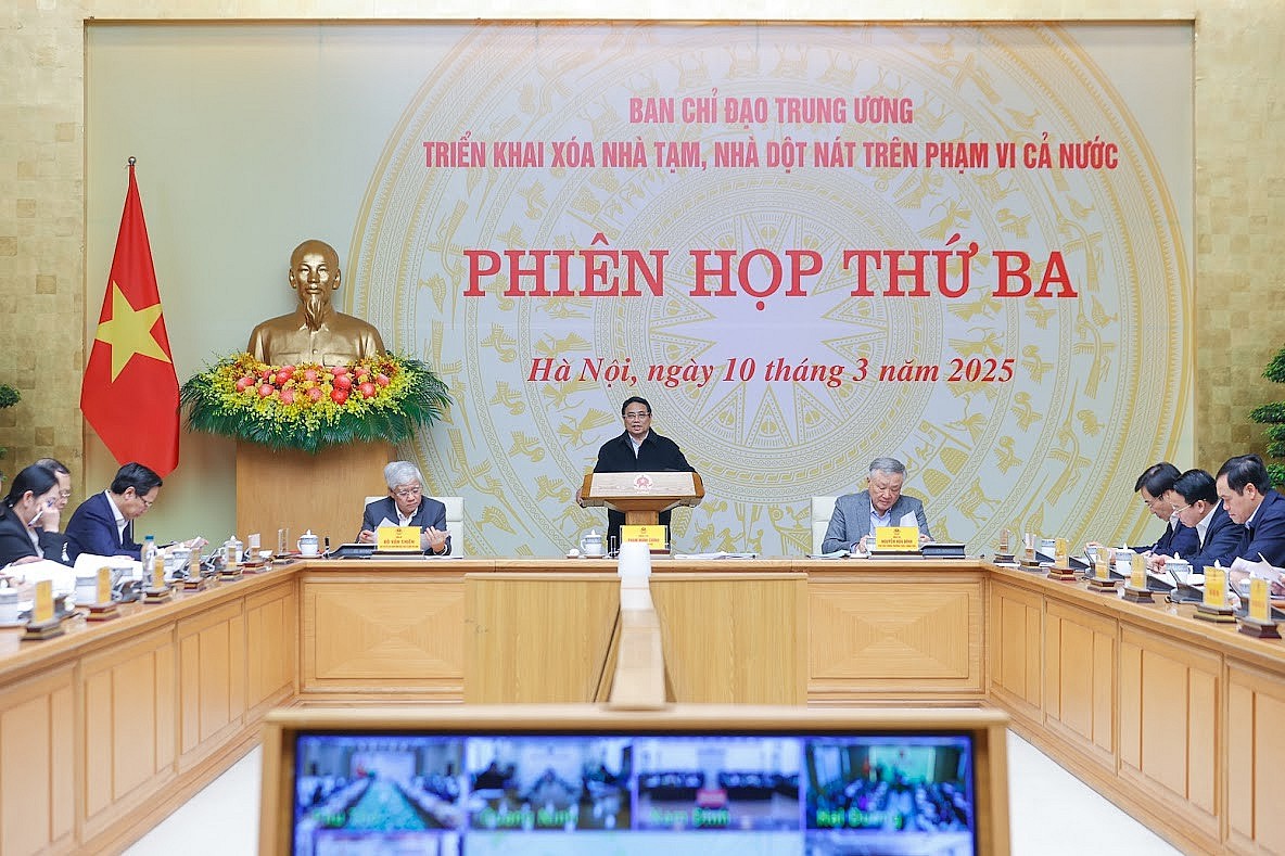 Phiên họp lần thứ 3 Ban Chỉ đạo Trung ương triển khai xóa nhà tạm, nhà dột nát trên phạm vi cả nước chiều 10/3. Ảnh: VGP/Nhật Bắc Phiên họp lần thứ 3 Ban Chỉ đạo Trung ương triển khai xóa nhà tạm, nhà dột nát trên phạm vi cả nước chiều 10/3. Ảnh: VGP/Nhật Bắc