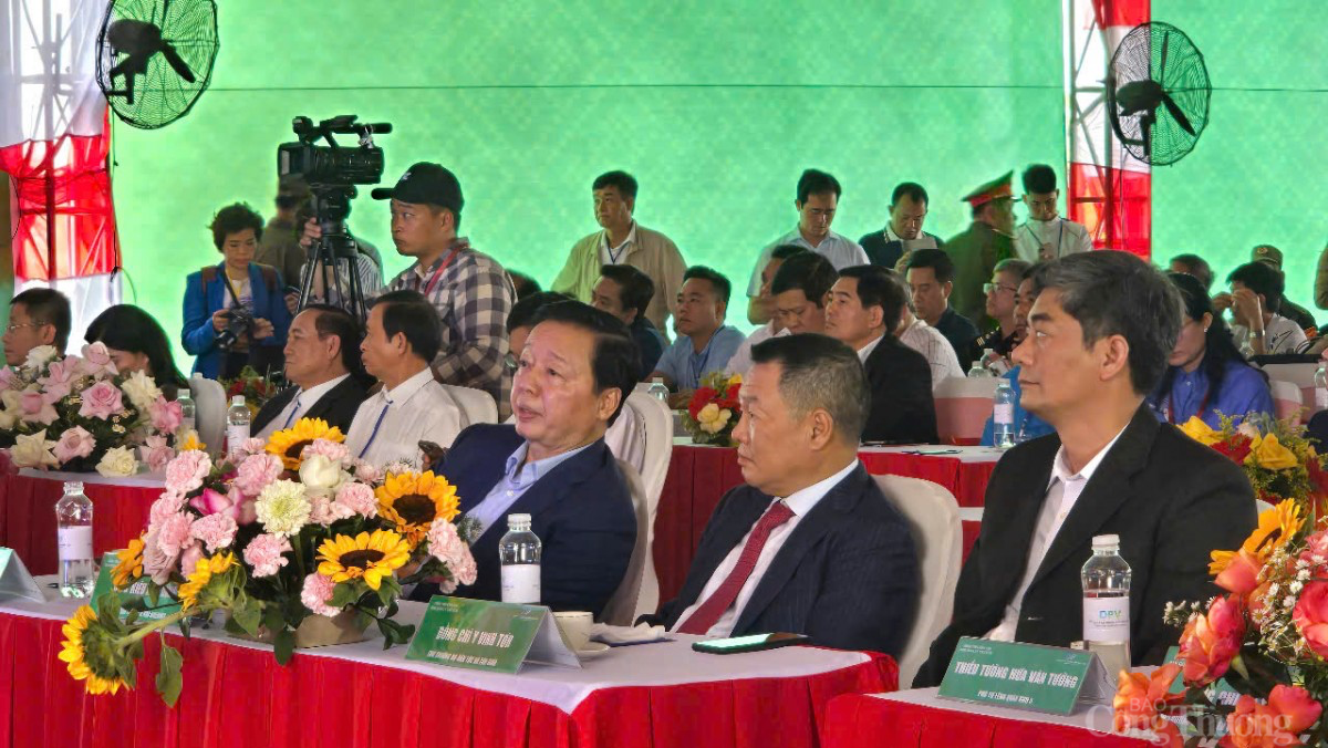 Động thổ khu công nghiệp rộng hơn 313ha ở Đắk Lắk Động thổ khu công nghiệp rộng hơn 313ha ở Đắk Lắk