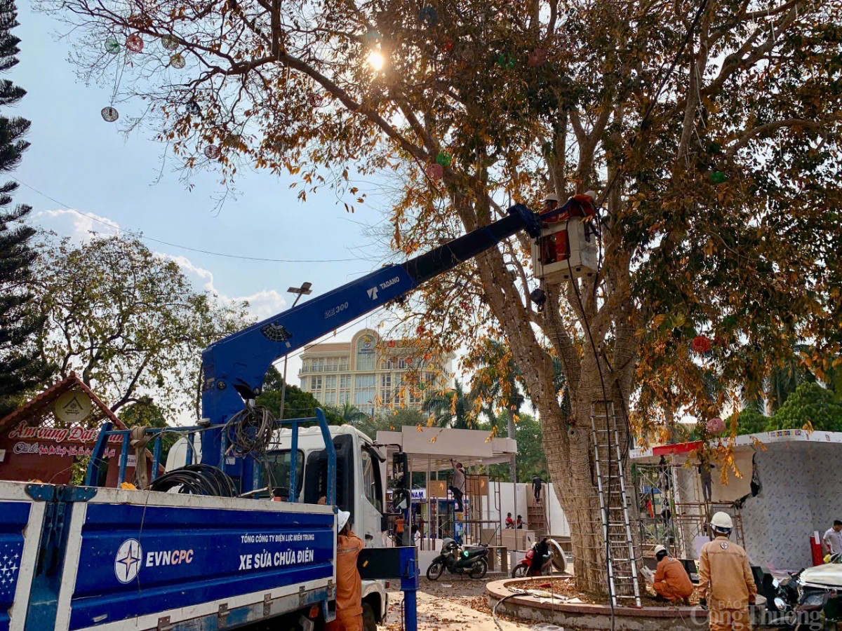 PC Đắk Lắk cấp điện phục vụ nhiều sự kiện quan trọng PC Đắk Lắk cấp điện phục vụ nhiều sự kiện quan trọng
