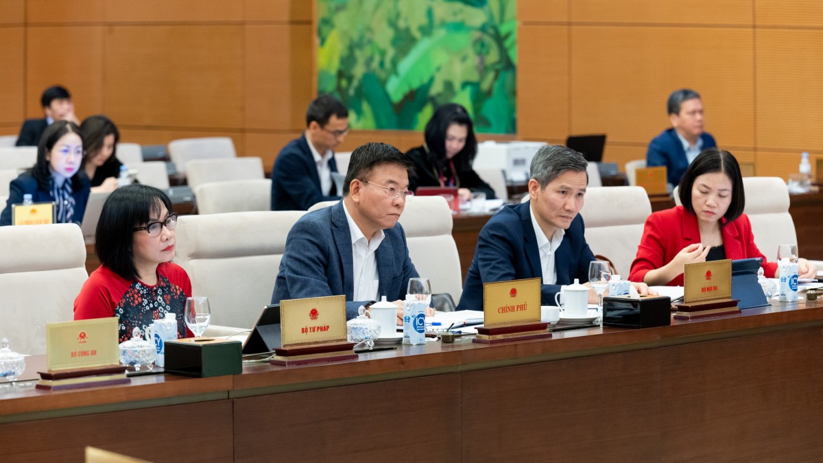 Ủy ban Thường vụ Quốc hội Ủy ban Thường vụ Quốc hội