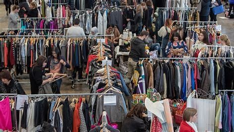 Chi tiêu tiêu dùng ở Vương quốc Anh đã mất đà vào tháng trước sau đợt tăng mạnh đầu năm, mặc dù niềm tin của các hộ gia đình vào tài chính cá nhân và nền kinh tế nói chung đã gia tăng. Ảnh minh họa Chi tiêu tiêu dùng ở Vương quốc Anh đã mất đà vào tháng trước sau đợt tăng mạnh đầu năm, mặc dù niềm tin của các hộ gia đình vào tài chính cá nhân và nền kinh tế nói chung đã gia tăng. Ảnh minh họa