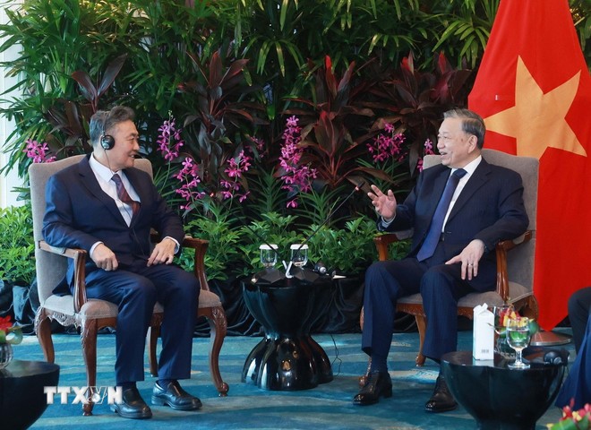 Tổng Bí thư tiếp lãnh đạo một số tập đoàn, doanh nghiệp