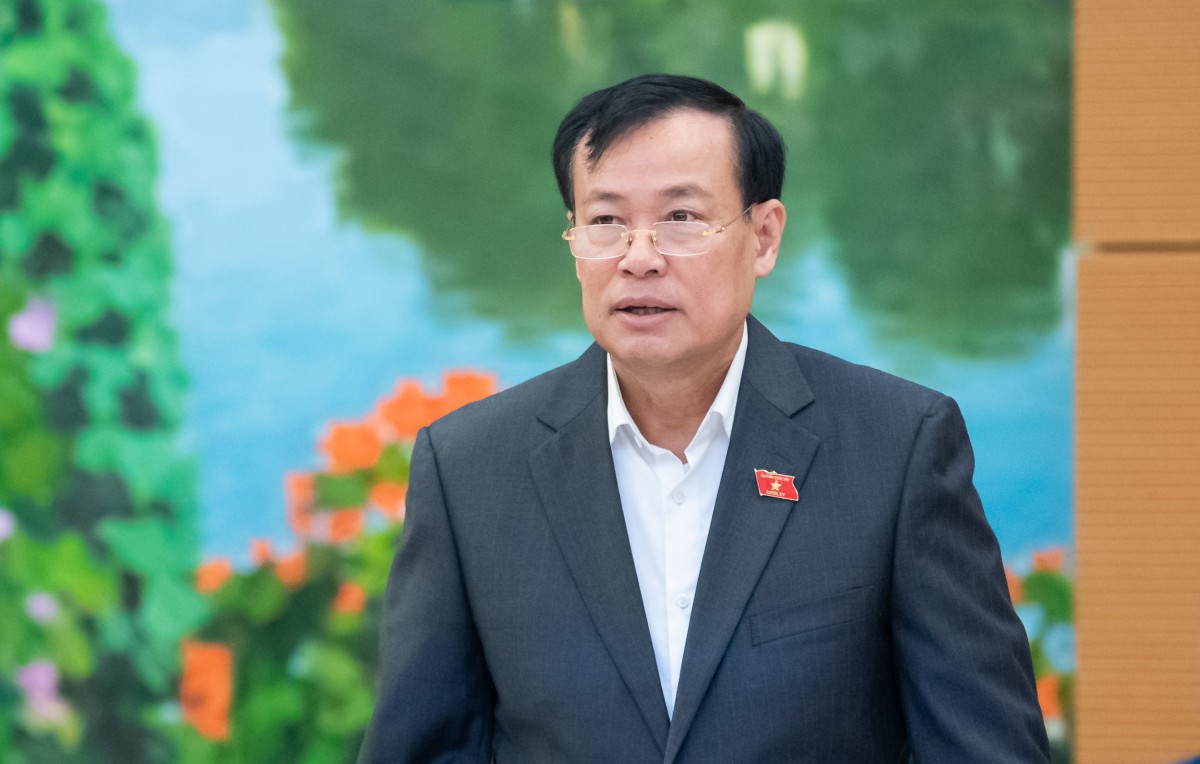 Chủ nhiệm Ủy ban Quốc phòng, An ninh và Đối ngoại Lê Tấn Tới Chủ nhiệm Ủy ban Quốc phòng, An ninh và Đối ngoại Lê Tấn Tới