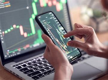 Chỉ số S&P 500 đã tăng 2,1% vào ngày 14/3, trong khi chỉ số Nasdaq 100, vốn dĩ giàu công nghệ, cũng tăng 2,1%. Ảnh minh họa Chỉ số S&P 500 đã tăng 2,1% vào ngày 14/3, trong khi chỉ số Nasdaq 100, vốn dĩ giàu công nghệ, cũng tăng 2,1%. Ảnh minh họa