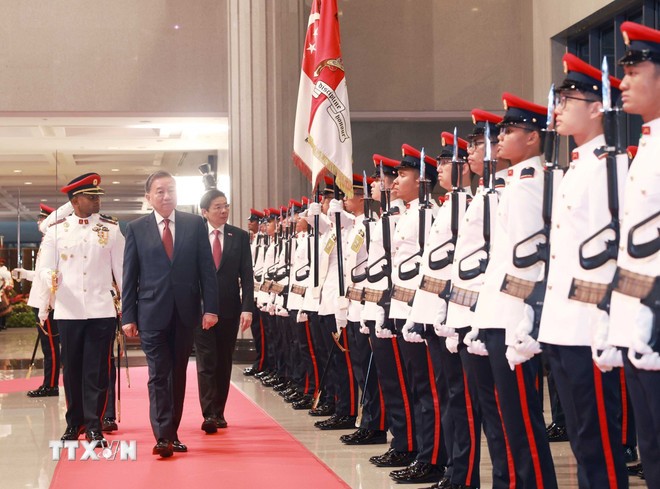 Lễ đón Tổng Bí thư Tô Lâm thăm chính thức Singapore