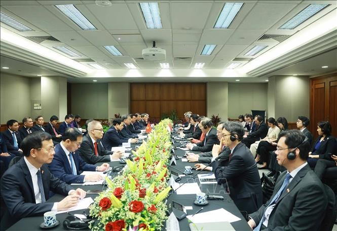 Tổng Bí thư Tô Lâm và Thủ tướng Cộng hòa Singapore, Tổng Thư ký Đảng Hành động nhân dân Singapore (PAP) Lawrence Wong hội đàm. Ảnh: Thống Nhất/TTXVN Tổng Bí thư Tô Lâm và Thủ tướng Cộng hòa Singapore, Tổng Thư ký Đảng Hành động nhân dân Singapore (PAP) Lawrence Wong hội đàm. Ảnh: Thống Nhất/TTXVN