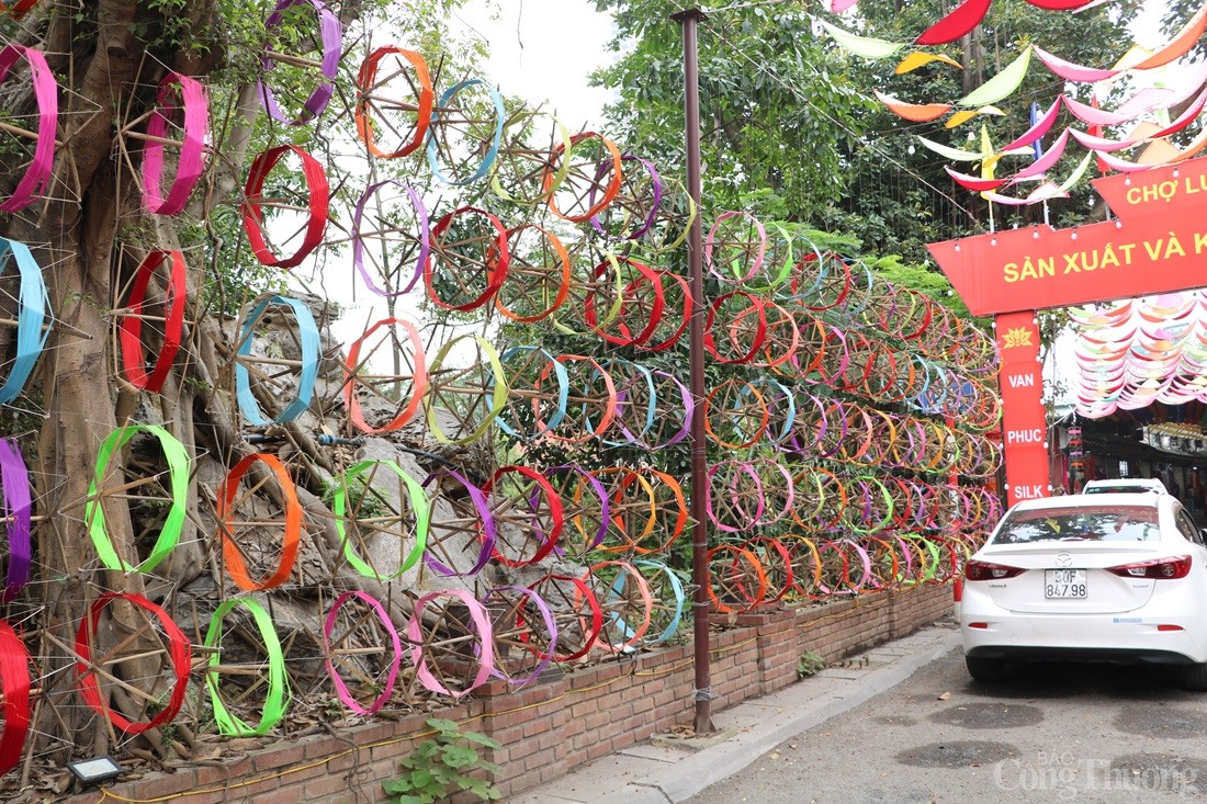 Thăm làng lụa đầu tiên của Việt Nam lọt top thế giới