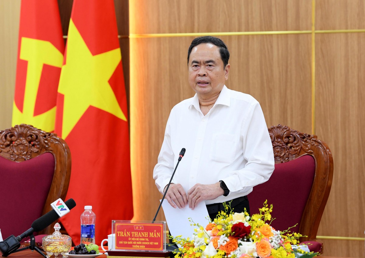 Chủ tịch Quốc hội Trần Thanh Mẫn phát biểu tại cuộc làm việc. Ảnh: Lâm Hiển Chủ tịch Quốc hội Trần Thanh Mẫn phát biểu tại cuộc làm việc. Ảnh: Lâm Hiển