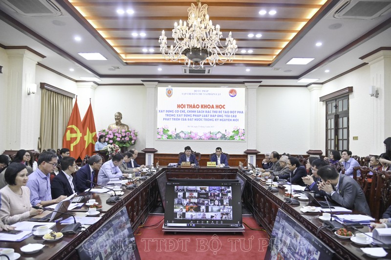 Đổi mới tư duy lập pháp trong kỷ nguyên vươn mình Đổi mới tư duy lập pháp trong kỷ nguyên vươn mình