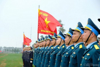 Hàng nghìn người hợp luyện chuẩn bị Lễ kỷ niệm 50 giải phóng miền Nam, thống nhất đất nước