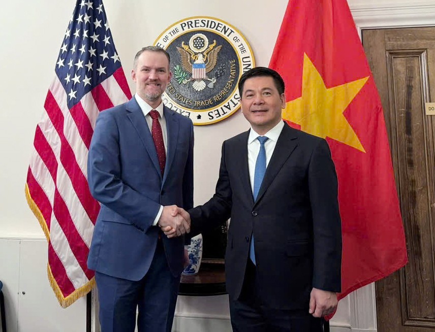 Bộ trưởng Nguyễn Hồng Diên làm việc với Hoa Kỳ Bộ trưởng Nguyễn Hồng Diên làm việc với Hoa Kỳ