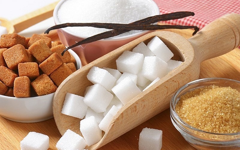 Việt Nam áp dụng phòng vệ thương mại với đường mía nhập khẩu. Ảnh minh hoạ