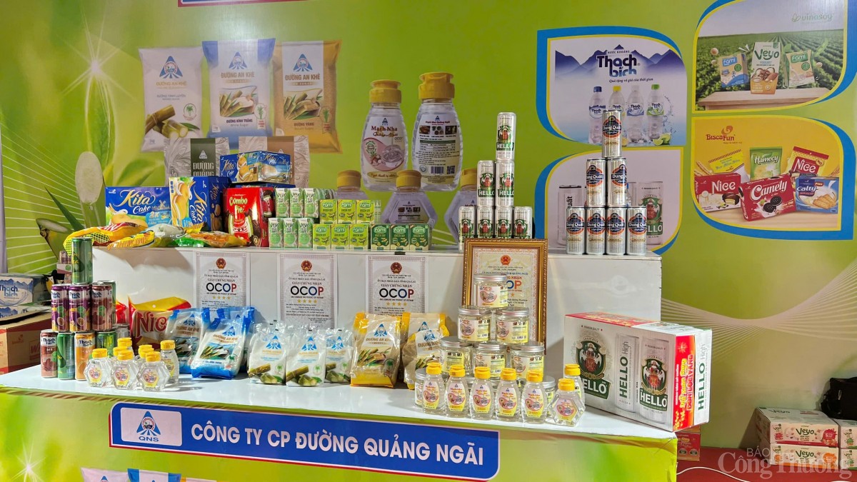 Khai mạc Hội chợ triển lãm thương mại tỉnh Gia Lai 2025