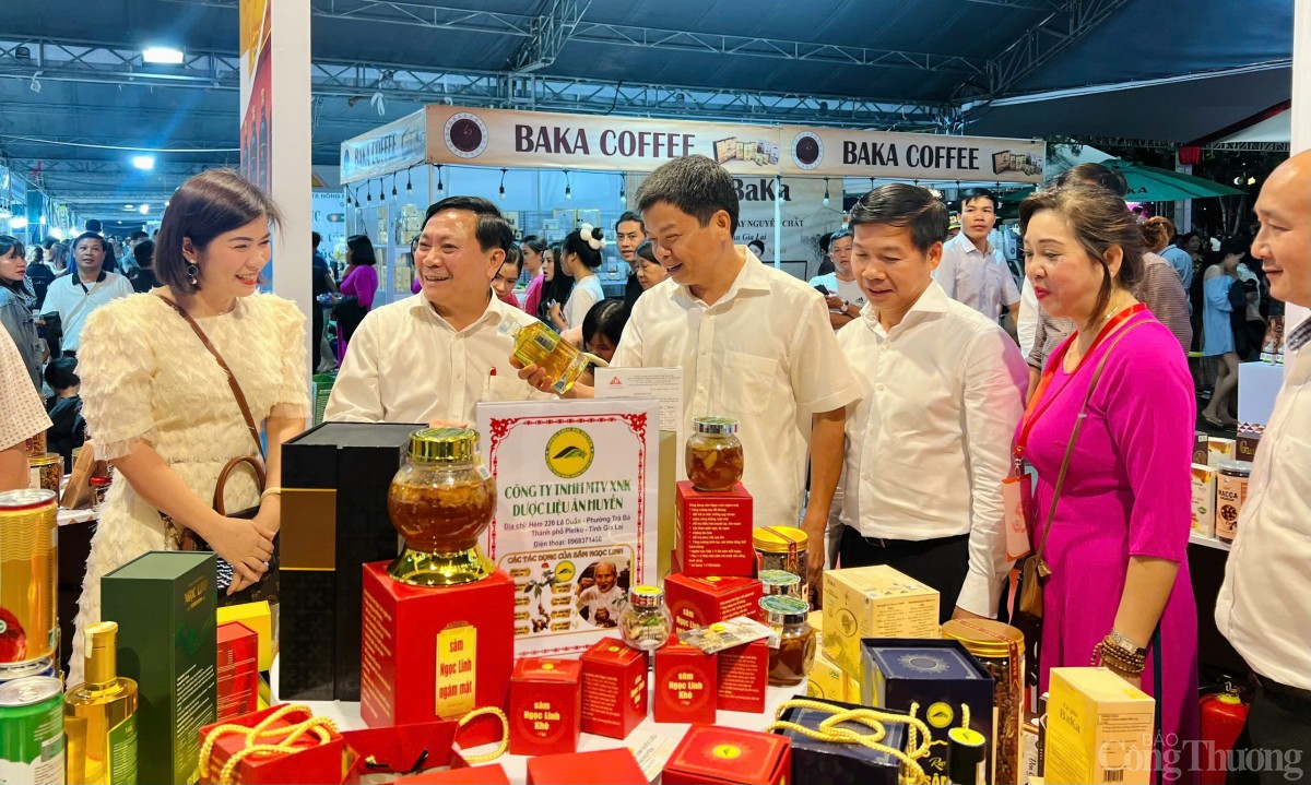 Khai mạc Hội chợ triển lãm thương mại tỉnh Gia Lai 2025