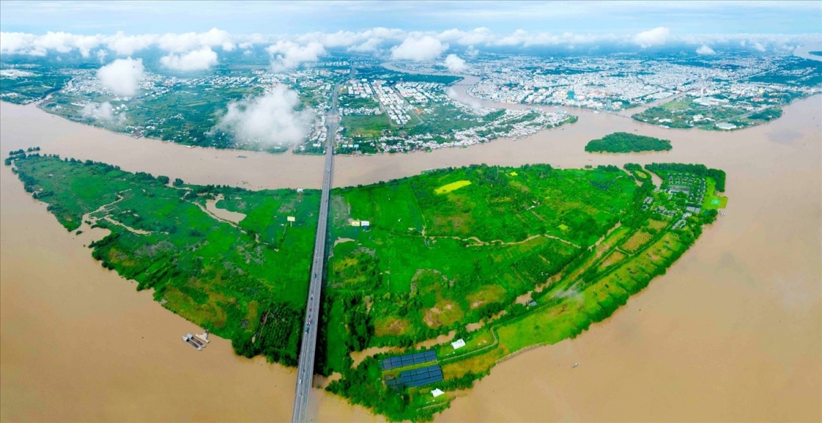 Sáp nhập các tỉnh Đồng bằng sông Cửu Long: Lợi thế và