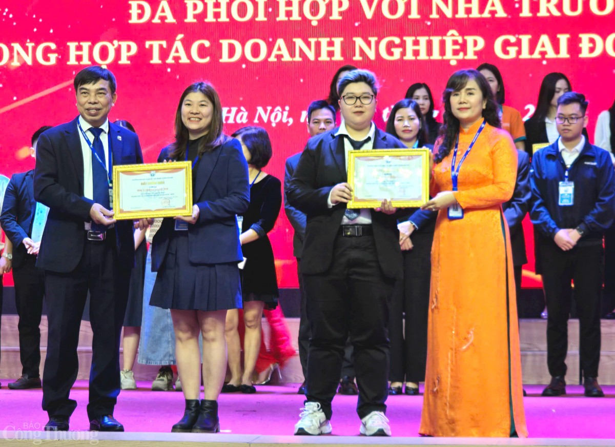 Ngày hội việc làm UNETI đón nhận hơn 7.000 vị trí công Ngày hội việc làm UNETI đón nhận hơn 7.000 vị trí công