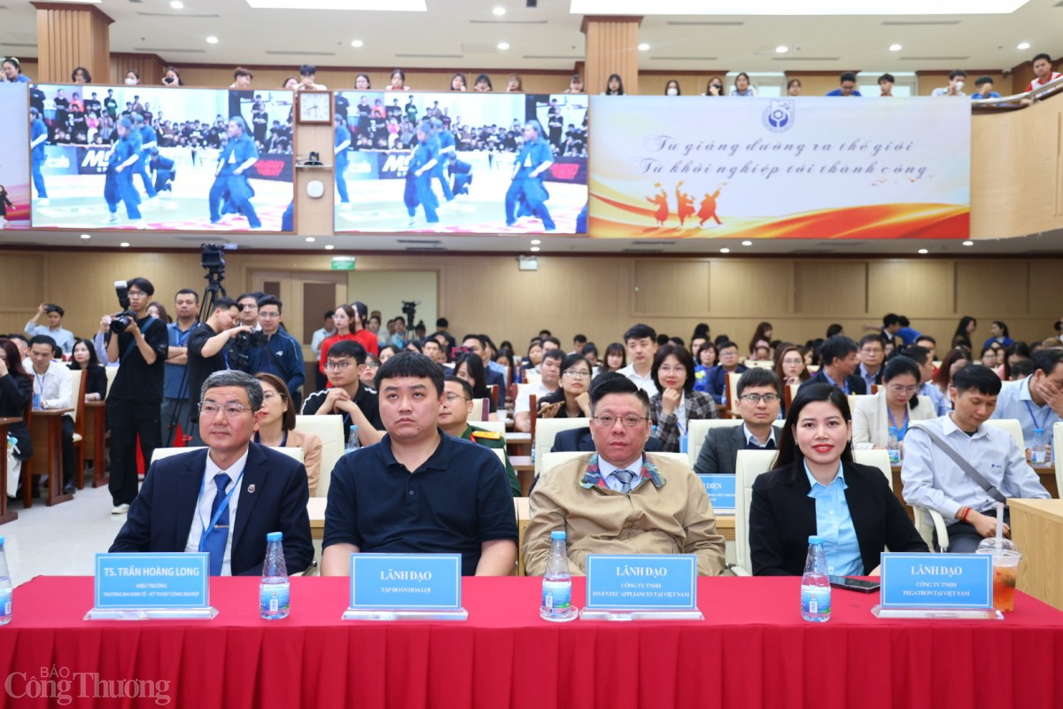 Ngày hội việc làm UNETI đón nhận hơn 7.000 vị trí công Ngày hội việc làm UNETI đón nhận hơn 7.000 vị trí công