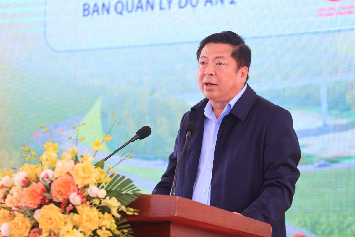 Khởi công dự án xây dựng tuyến Chợ Mới - Bắc Kạn