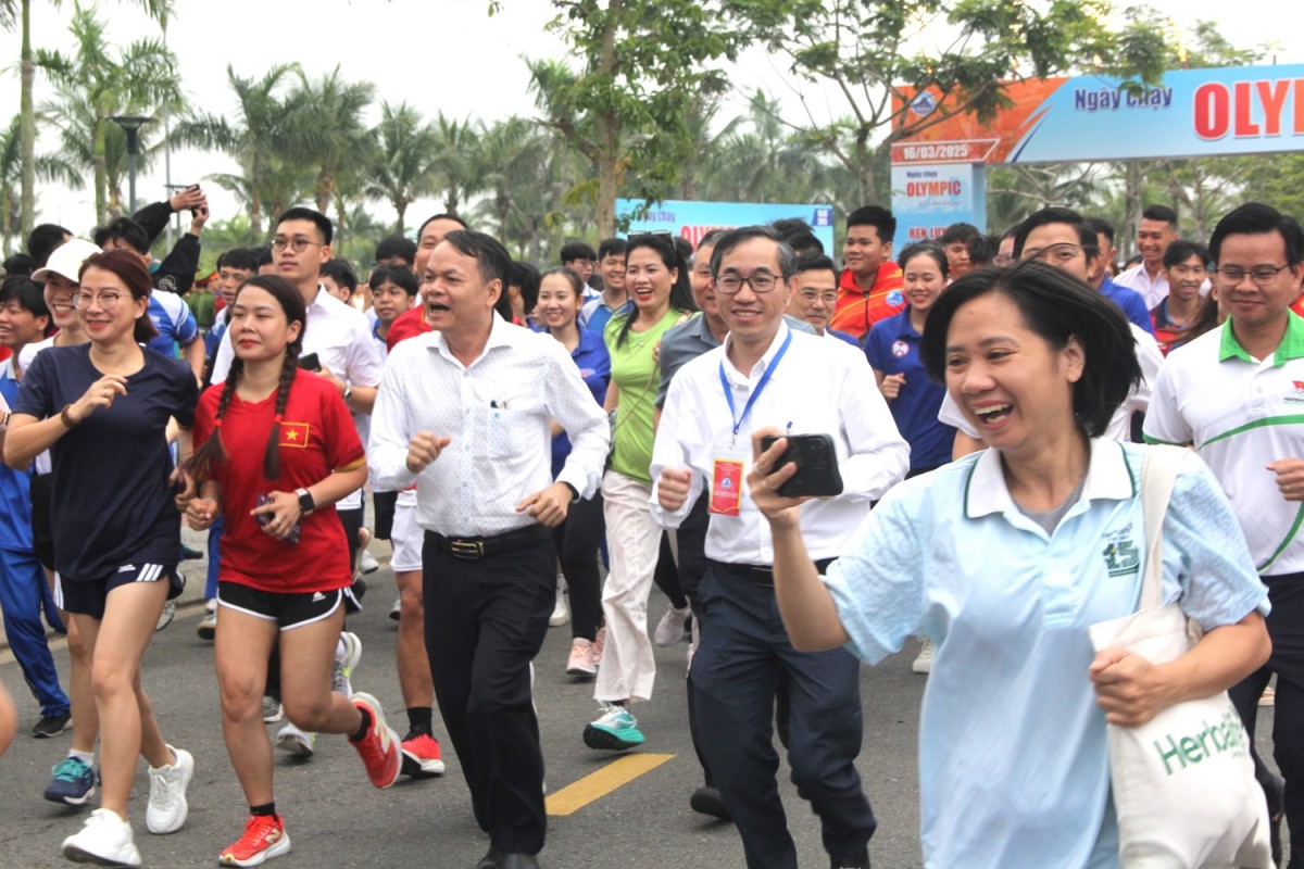 Ngày chạy Olympic vì sức khỏe toàn dân năm 2025 Ngày chạy Olympic vì sức khỏe toàn dân năm 2025