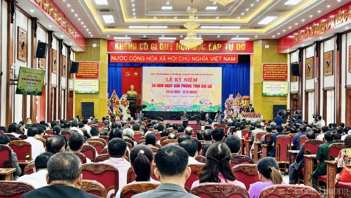 Lễ kỷ niệm 50 năm Ngày Giải phóng tỉnh Gia Lai Lễ kỷ niệm 50 năm Ngày Giải phóng tỉnh Gia Lai