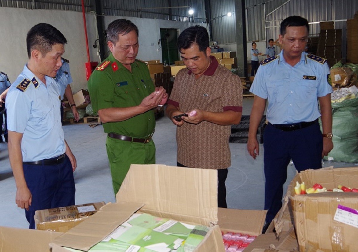 4 nhóm nhiệm vụ siết chặt quản lý thuốc lá nhập lậu