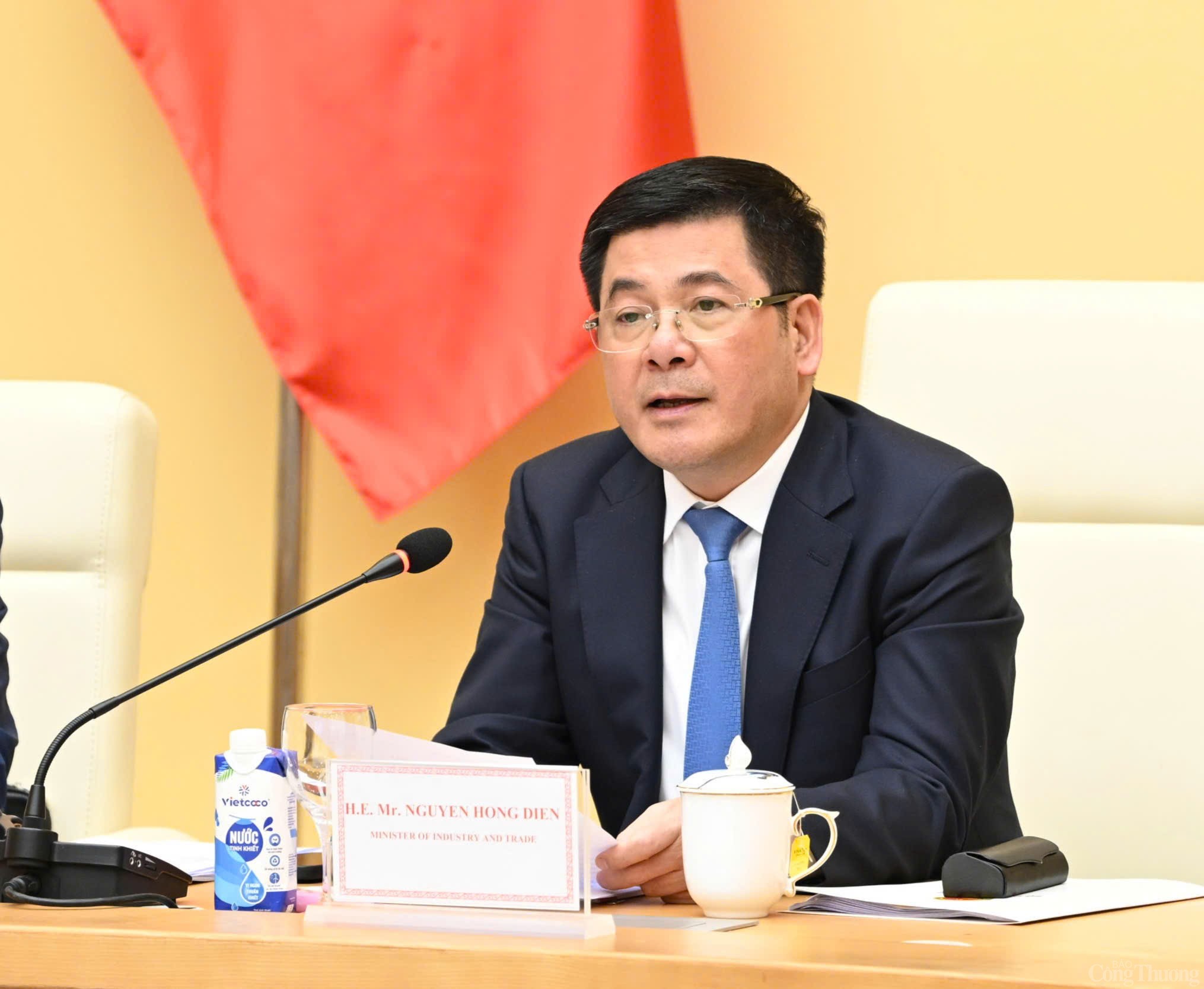 Bộ trưởng Nguyễn Hồng Diên làm viêc với Hội đồng Hoa Kỳ