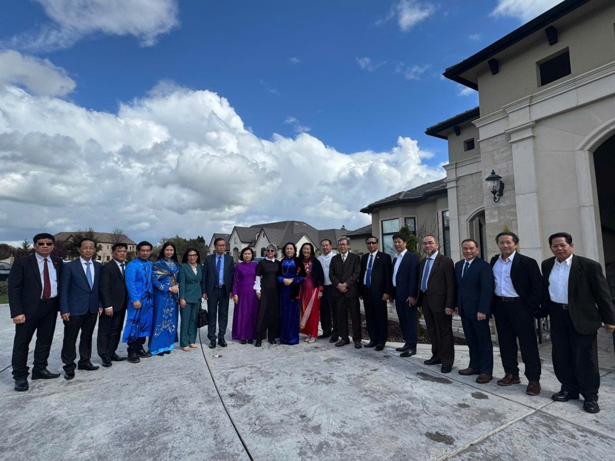 Phó Chủ tịch Quốc hội Nguyễn Thị Thanh Phó Chủ tịch Quốc hội Nguyễn Thị Thanh