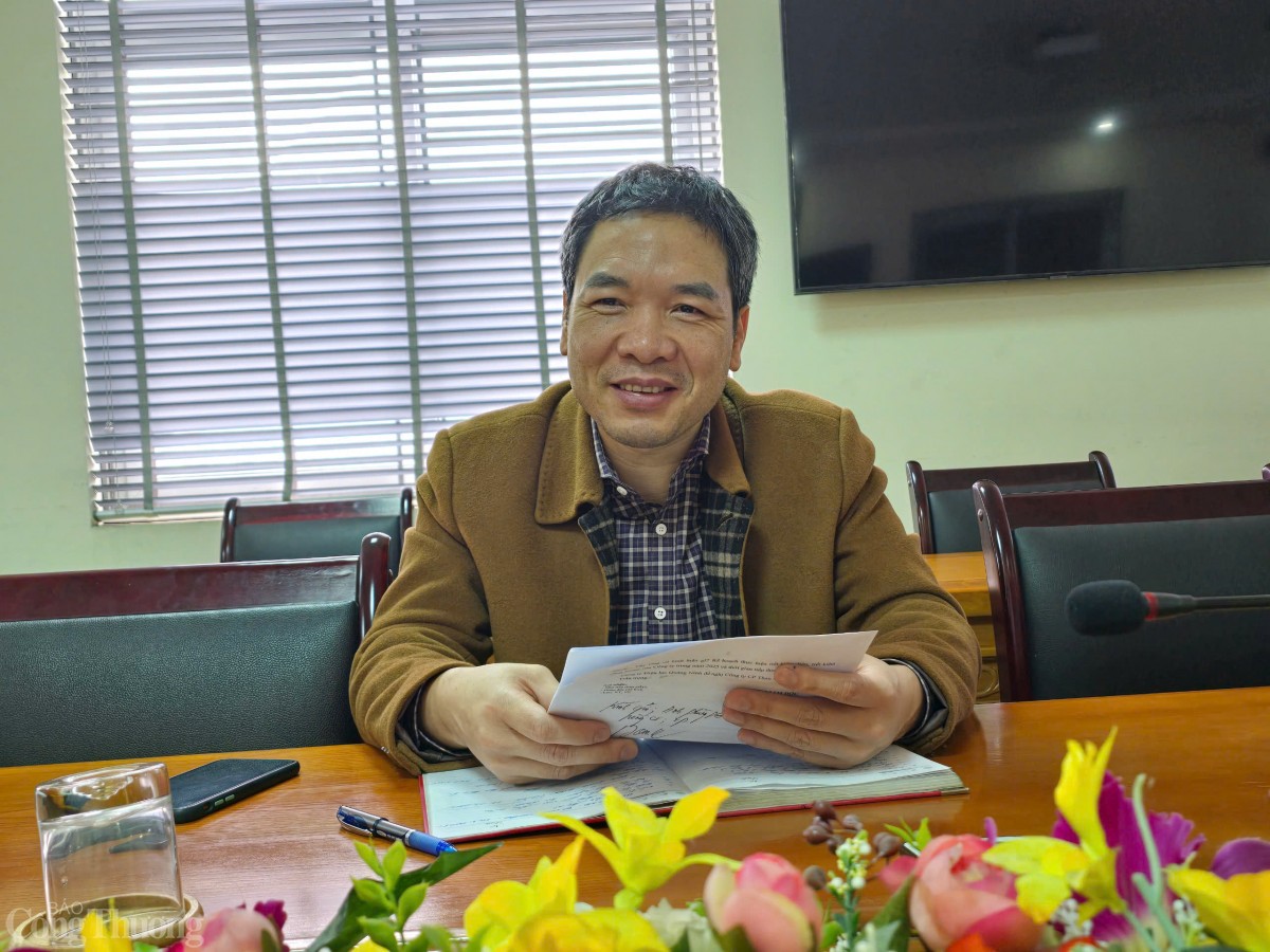 Phó giám đốc Nguyễn Xuân Phùng