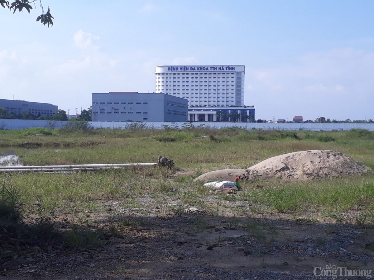 Hà Tĩnh: Dự án Bệnh viện hơn 200 tỷ đồng bỏ hoang hơn thập kỷ