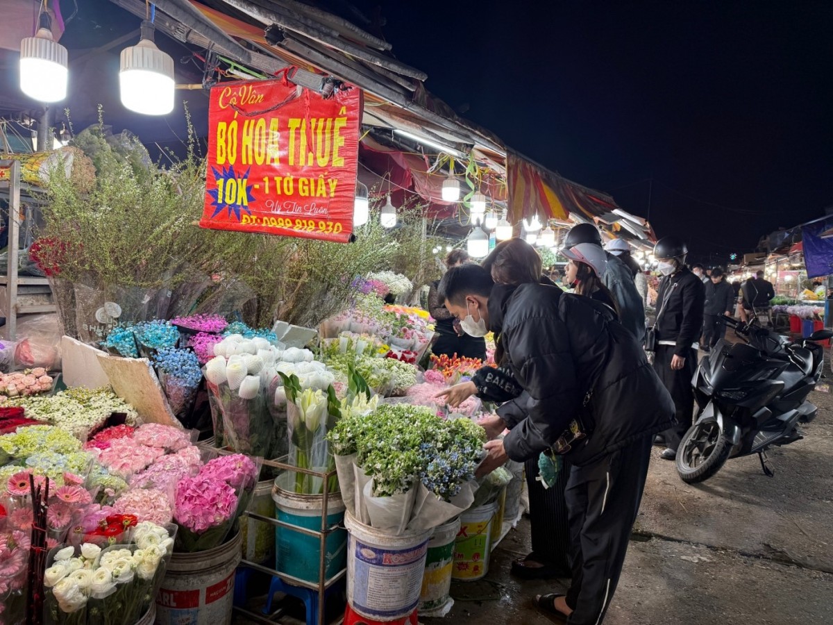 Kinh tế đêm Hà Nội: 'Mỏ vàng' chưa được khai thác hiệu Kinh tế đêm Hà Nội: 'Mỏ vàng' chưa được khai thác hiệu
