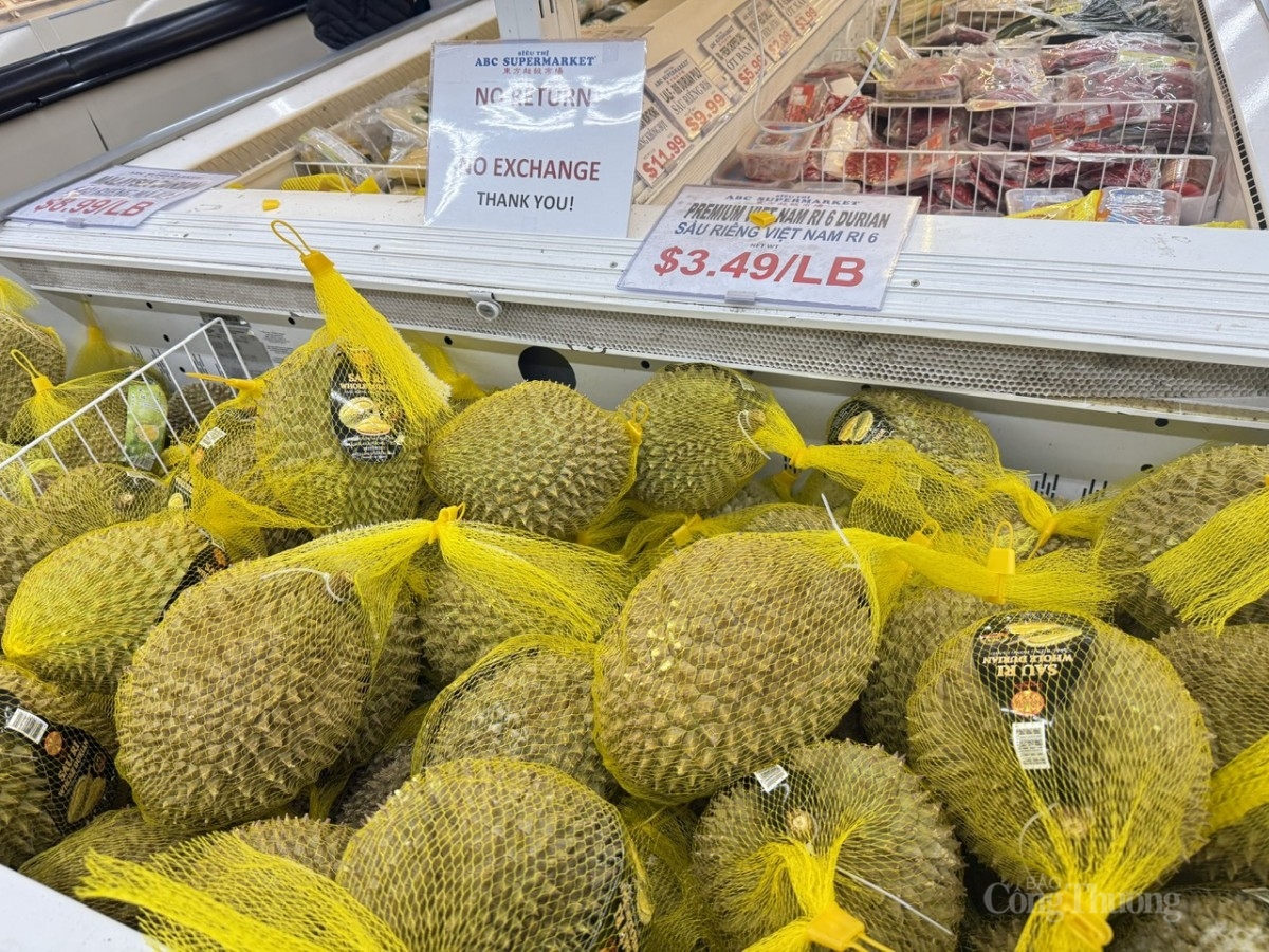 Sầu riêng Việt Nam bán tại siêu thị Mỹ. Ảnh: Phúc Nguyên Sầu riêng Việt Nam bán tại siêu thị Mỹ. Ảnh: Phúc Nguyên