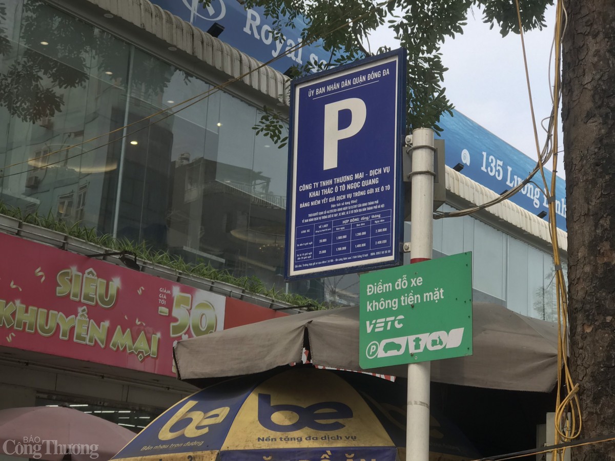 VETC đang triển khai dịch vụ tại khoảng 300 bãi đỗ xe được cấp phép trên địa bàn Hà Nội. Ảnh: Trần Đình VETC đang triển khai dịch vụ tại khoảng 300 bãi đỗ xe được cấp phép trên địa bàn Hà Nội. Ảnh: Trần Đình