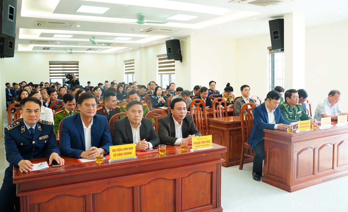 Thành lập Chi cục Quản lý thị trường Nghệ An thuộc Sở Công Thương tỉnh Nghệ An Thành lập Chi cục Quản lý thị trường Nghệ An thuộc Sở Công Thương tỉnh Nghệ An