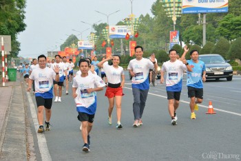 Ngành điện miền Nam hưởng ứng Giờ Trái đất 2025