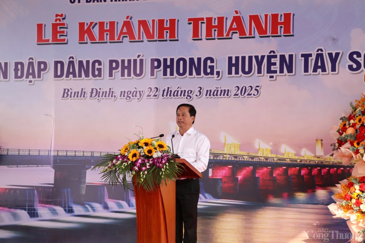 Thủ tướng Phạm Minh Chính dự khánh thành đập dâng Phú Phong Thủ tướng Phạm Minh Chính dự khánh thành đập dâng Phú Phong