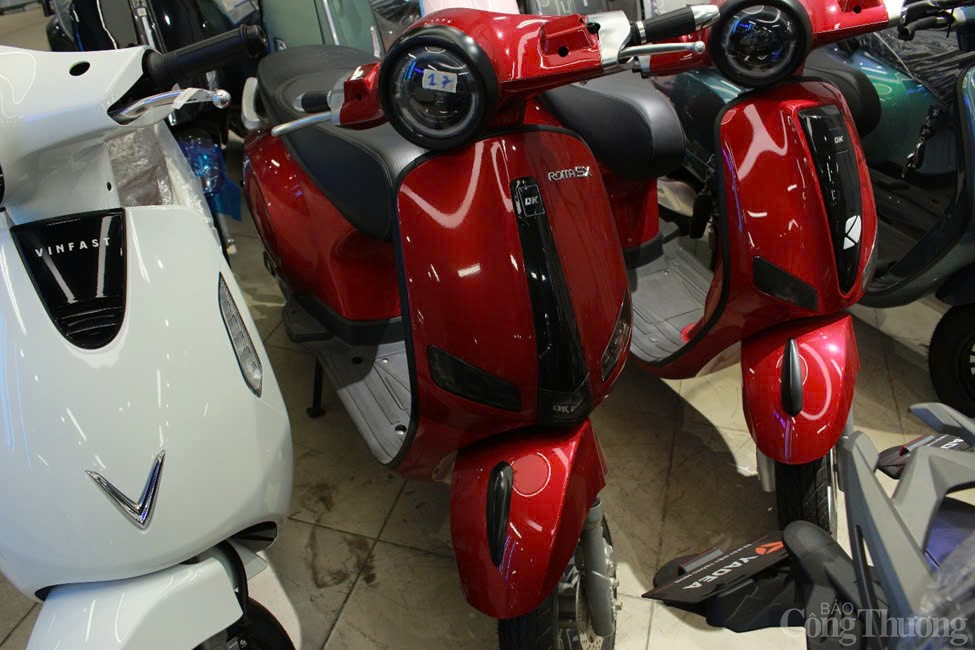 Các dòng xe máy điện Vinfast được người dùng ưa chuộng. Ảnh: Huyền Trang