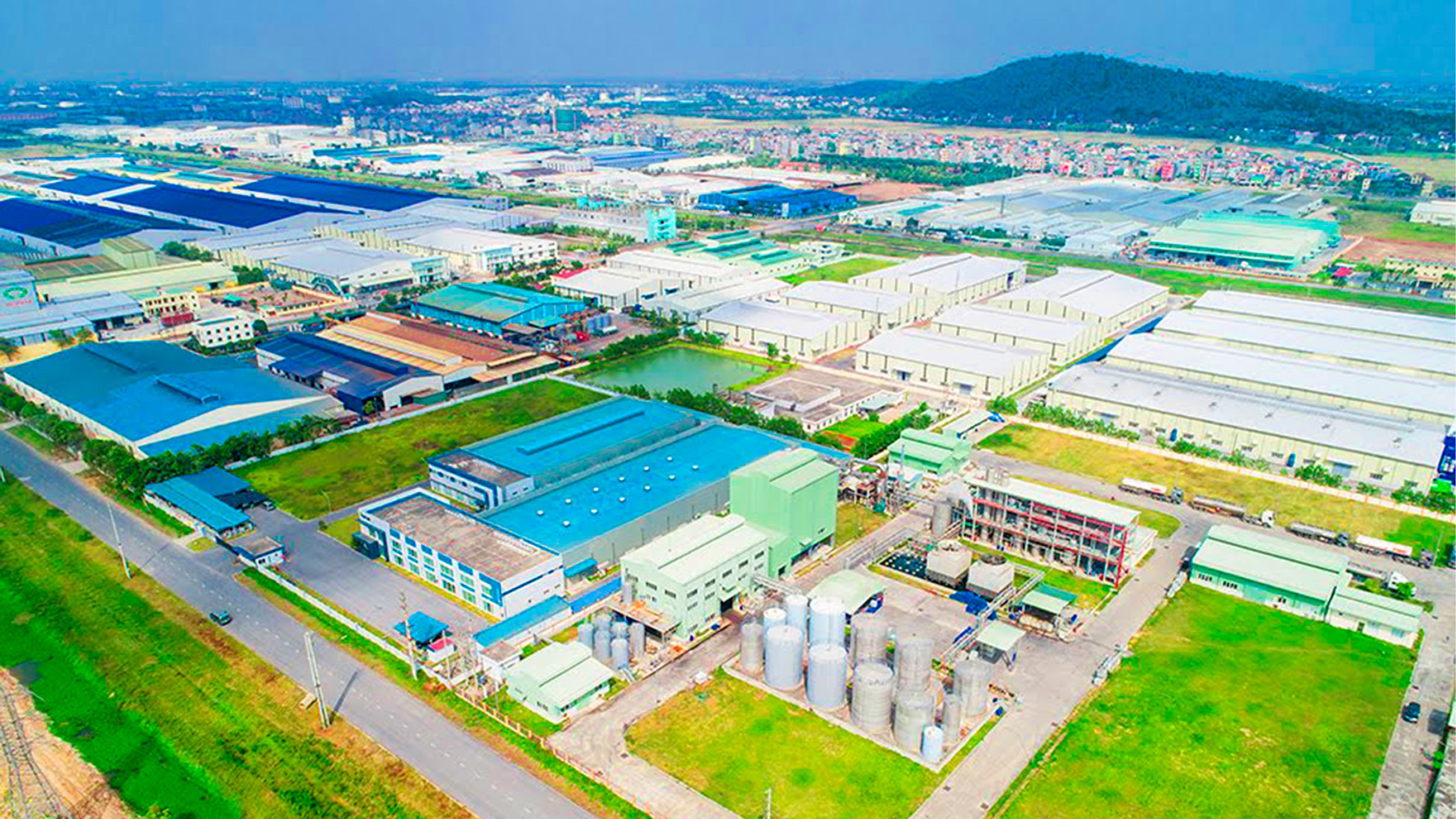 ĐB quốc hội gợi mở tiêu chí khi sắp xếp, sáp nhập Sáp nhập tỉnh cần quan tâm đến vấn đề gì? - 8