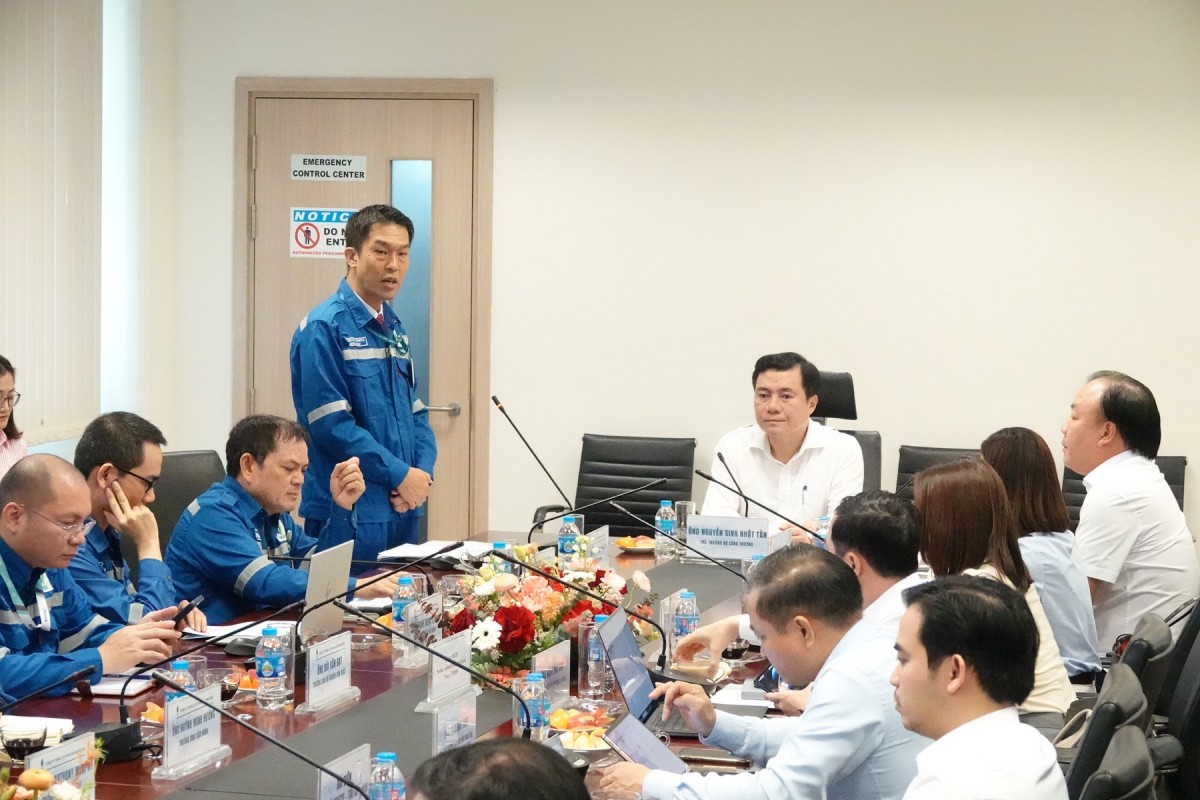 thứ trưởng nguyễn sinh nhật tân làm việc tại lọc hóa dầu nghi sơn thanh hóa thứ trưởng nguyễn sinh nhật tân làm việc tại lọc hóa dầu nghi sơn thanh hóa