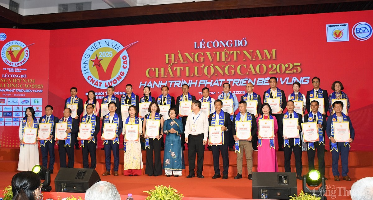 Vinh danh 562 doanh nghiệp Hàng Việt Nam chất lượng cao 2025