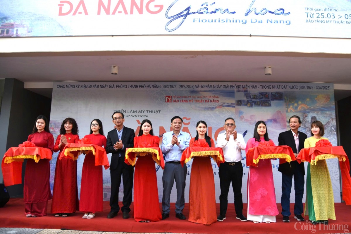 khai mạc triển lãm mỹ thuật “Đà Nẵng gấm hoa” tại Bảo tàng Mỹ thuật Đà Nẵn khai mạc triển lãm mỹ thuật “Đà Nẵng gấm hoa” tại Bảo tàng Mỹ thuật Đà Nẵn