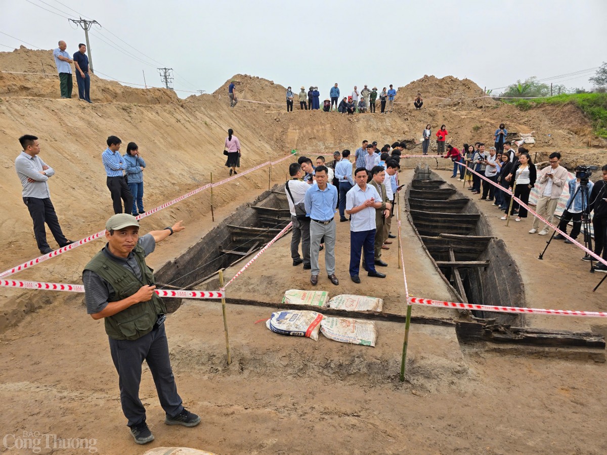 Nhà khoa học giải mã thuyền cổ ở Bắc Ninh Nhà khoa học giải mã thuyền cổ ở Bắc Ninh