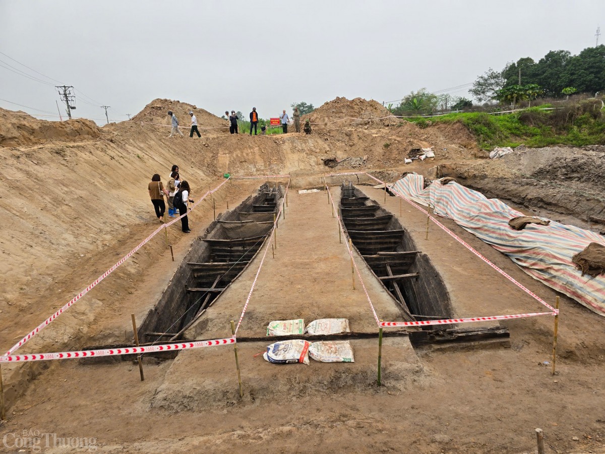 Thuyền cổ ở Bắc Ninh: Hai thuyền hay một?