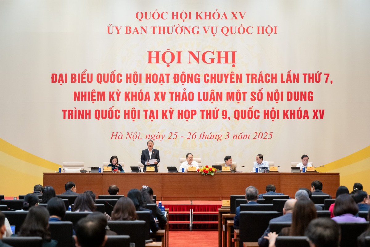 Hội nghị Đại biểu Quốc hội hoạt động chuyên trách lần thứ 7