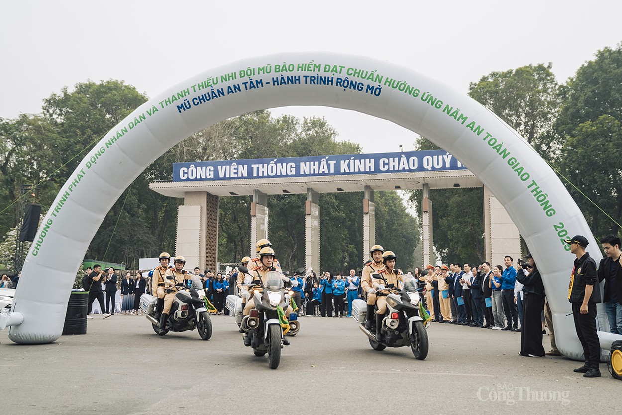 Xây dựng văn hóa giao thông từ tuổi trẻ