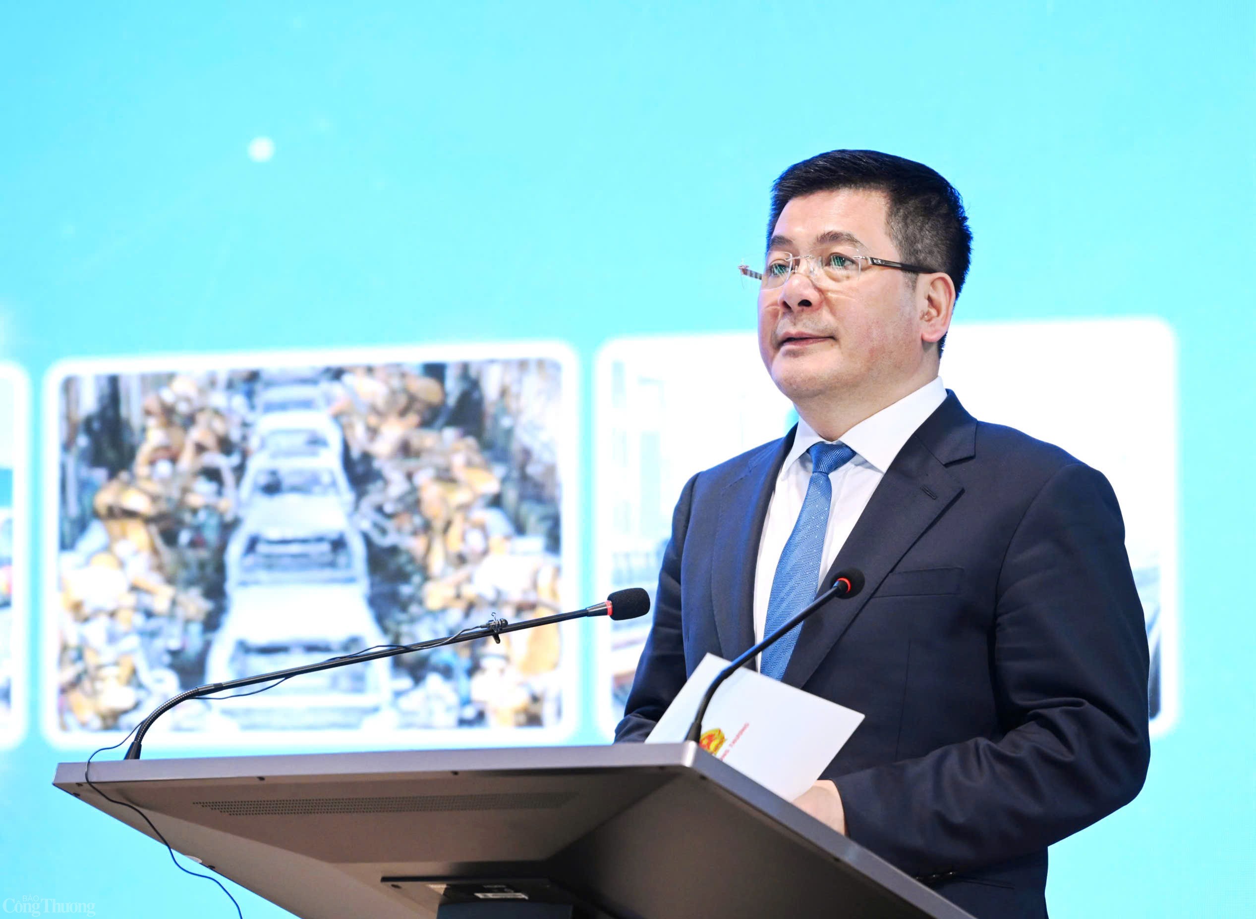 Bộ trưởng Nguyễn Hồng Diên dự hội thảo phát triển công nghiệp