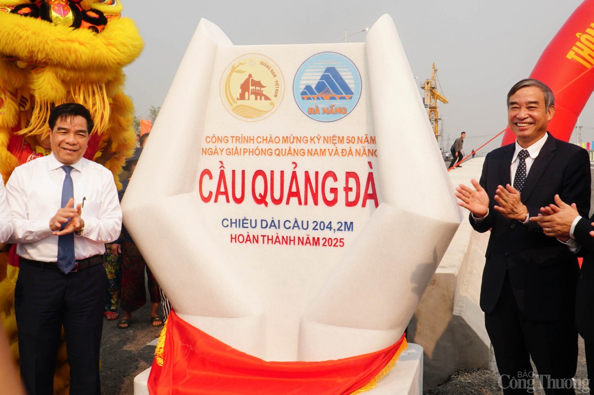 Lãnh đạo thành phố Đà Nẵng và tỉnh Quảng Nam bên cầu Quảng Đà chứng kiến lễ thông xe cầu Quảng Đà Lãnh đạo thành phố Đà Nẵng và tỉnh Quảng Nam bên cầu Quảng Đà chứng kiến lễ thông xe cầu Quảng Đà