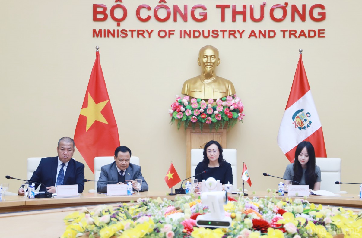 Ảnh: Kỳ họp III Ủy ban liên Chính phủ Việt Nam - Peru Ảnh: Kỳ họp III Ủy ban liên Chính phủ Việt Nam - Peru