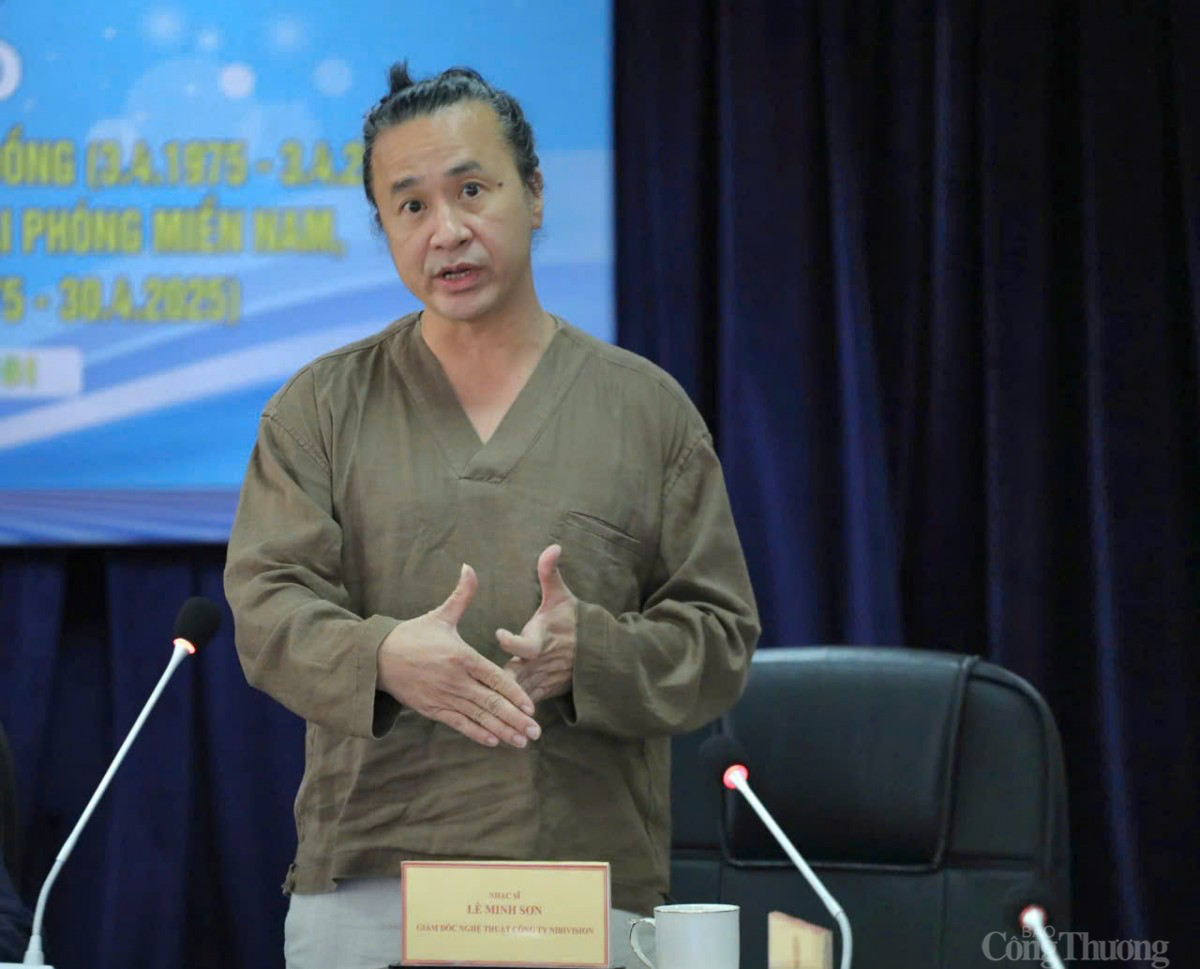Nhiều ca sỹ nổi tiếng Nhiều ca sỹ nổi tiếng